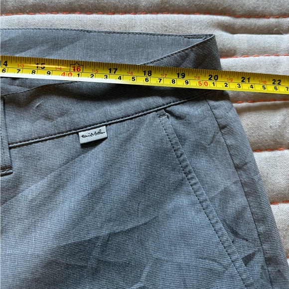 Travis Mathew Golf Short Grey 40 - Picture 5 of 9
